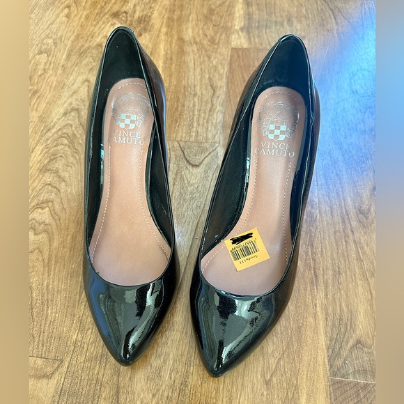 Vintage Vince Camuto heels - Picture 1 of 5